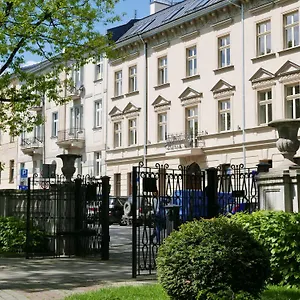 krakow-central-apartments.krakowhotelspoland.com/